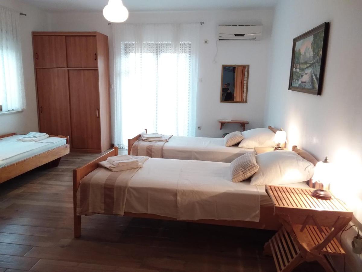 Apartman Tomo Pula Exterior photo