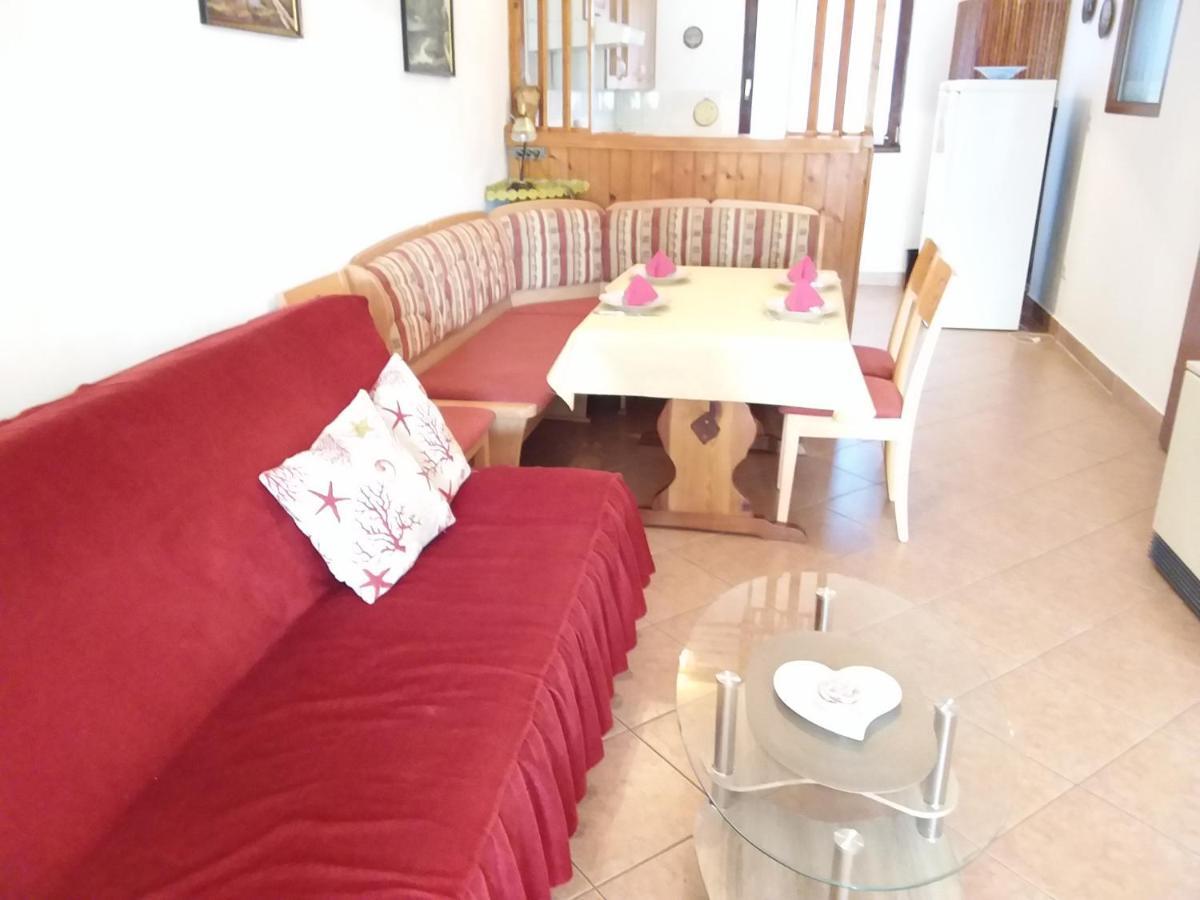 Apartman Tomo Pula Exterior photo