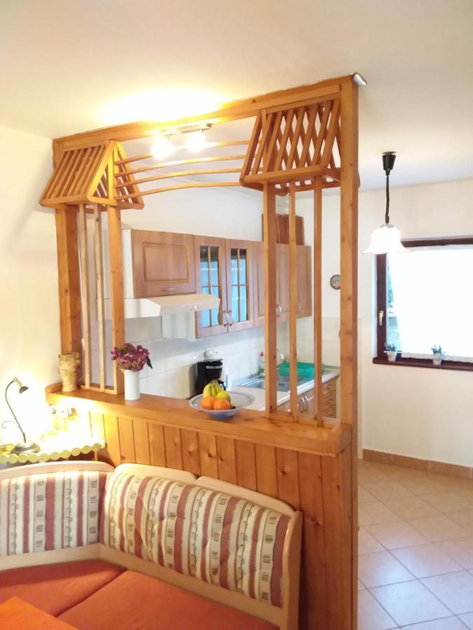Apartman Tomo Pula Exterior photo